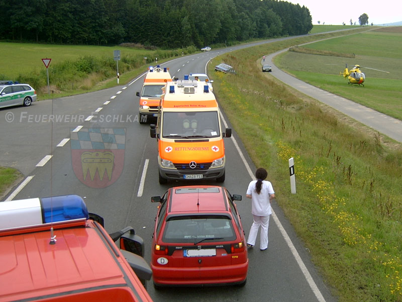 Rettungshubschrauber-fliegt-leer